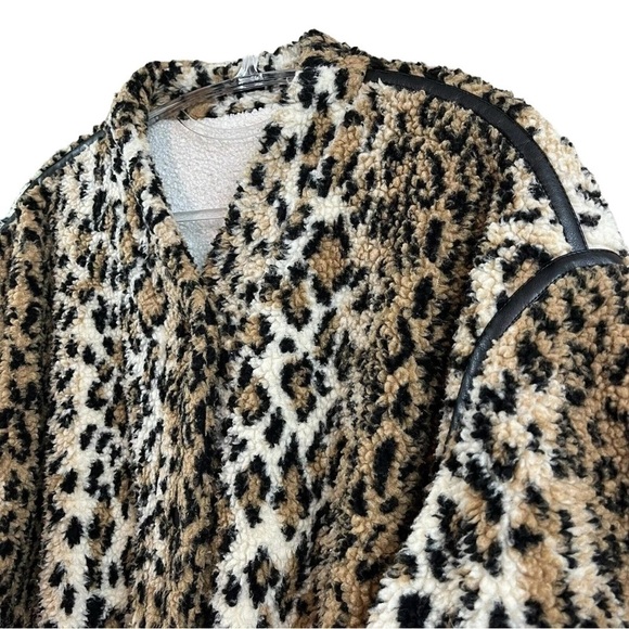 Blank NYC Fleece Leopard Print Faux Leather Trim Coat Jacket Beige Tan Size M - Picture 6 of 12